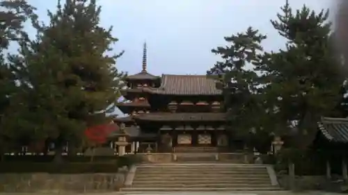 法隆寺の本殿