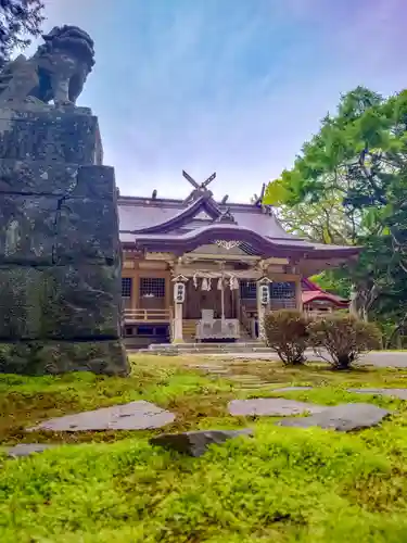 尻岸内八幡神社の本殿・本堂