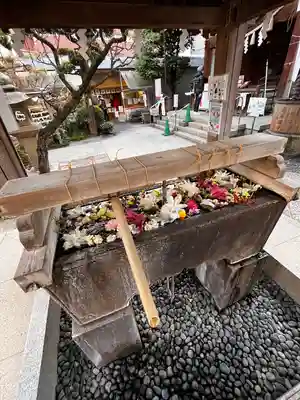 鳩森八幡神社の手水舎