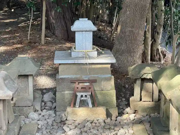 小川神社の{uncategorized: "未分類", other: "その他", undefined: "問題あり", building: "その他建物", grave: "お墓", sacred_gate: "鳥居", guardian: "狛犬", statue: "像", buddha: "仏像", history: "歴史", nature: "自然", garden: "庭園", animal: "動物", pagoda: "塔", temizu: "手水舎", mountain_gate: "山門・神門", sanctuary: "本殿・本堂", subordinate: "末社・摂社", art: "芸術", scenery: "景色", jizo: "地蔵", ema: "絵馬", goshuin: "御朱印", omikuji: "おみくじ", items: "授与品その他", amulet: "お守り", goshuincho: "御朱印帳", eats: "食事", festival: "お祭り", votive_dance: "神楽", shichigosan: "七五三参", wedding: "結婚式", experience: "体験その他", initially: "初詣", around: "周辺", anti_infection: "感染症対策"}