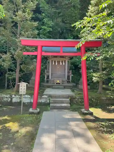 江島神社の末社