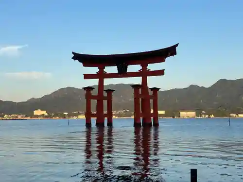 厳島神社(広島県)