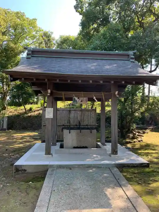 伏木神社の手水舎