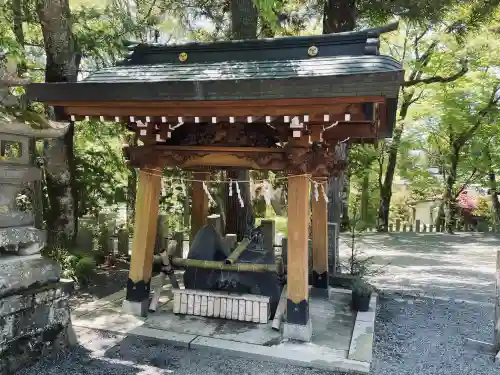 山中諏訪神社の{uncategorized: "未分類", other: "その他", undefined: "問題あり", building: "その他建物", grave: "お墓", sacred_gate: "鳥居", guardian: "狛犬", statue: "像", buddha: "仏像", history: "歴史", nature: "自然", garden: "庭園", animal: "動物", pagoda: "塔", temizu: "手水舎", mountain_gate: "山門・神門", sanctuary: "本殿・本堂", subordinate: "末社・摂社", art: "芸術", scenery: "景色", jizo: "地蔵", ema: "絵馬", goshuin: "御朱印", omikuji: "おみくじ", items: "授与品その他", amulet: "お守り", goshuincho: "御朱印帳", eats: "食事", festival: "お祭り", votive_dance: "神楽", shichigosan: "七五三参", wedding: "結婚式", experience: "体験その他", initially: "初詣", around: "周辺", anti_infection: "感染症対策"}