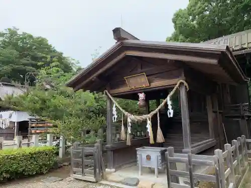 飯野八幡宮の末社