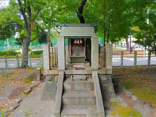 八劔社の末社・摂社