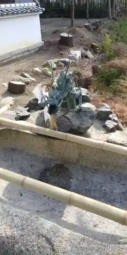 志那神社の手水舎