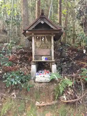 赤猪岩神社の末社・摂社