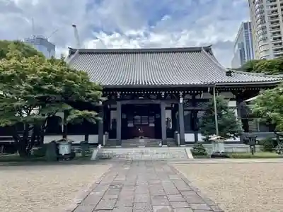 青松寺の本殿