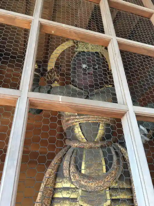 淺間神社(忍野八海)の像