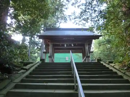 平濱八幡宮の山門・神門