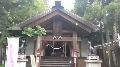 栗川稲荷神社の本殿・本堂