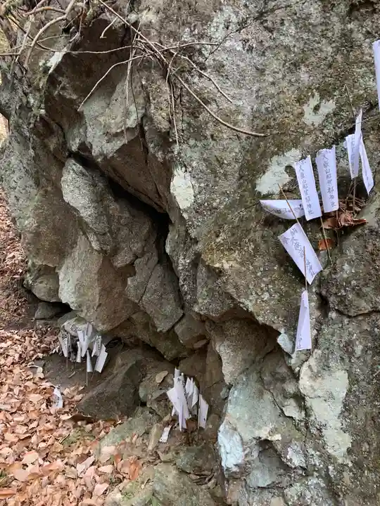 大嶽山那賀都神社(山梨県)