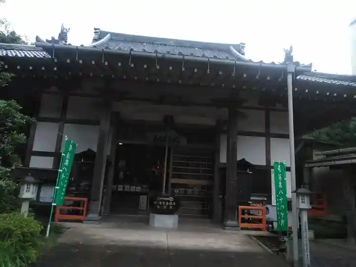 弘照院の本殿・本堂