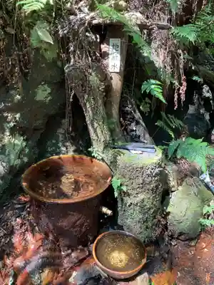 不動明王堂（不動明王の滝）の手水舎