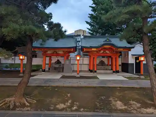 穴八幡宮(東京都)