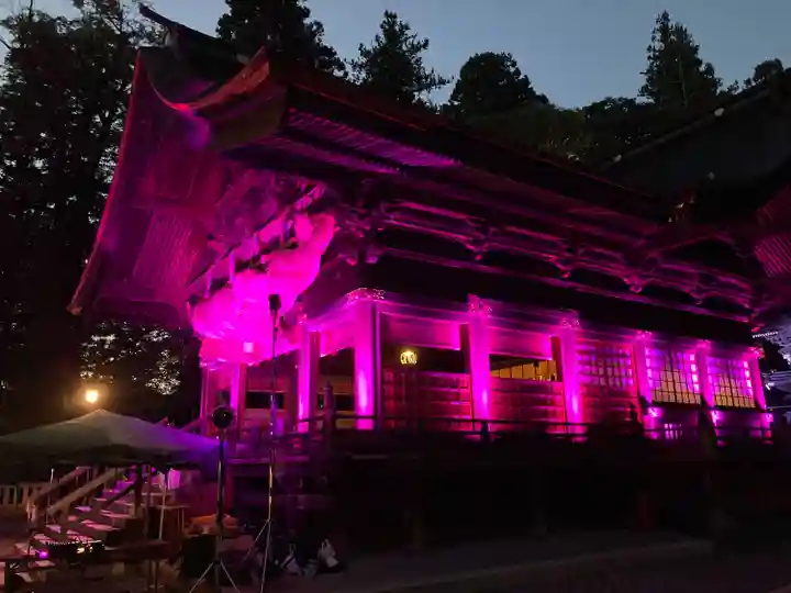 諏訪大社下社秋宮(長野県)