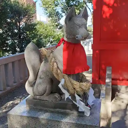 稲荷神社の狛犬