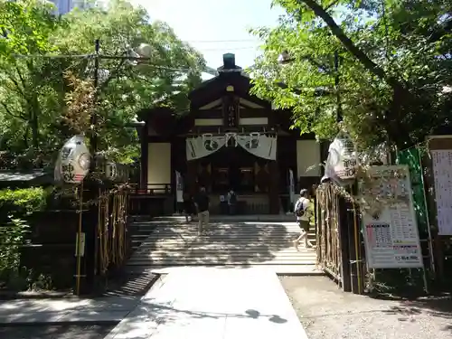 稲毛神社の本殿・本堂