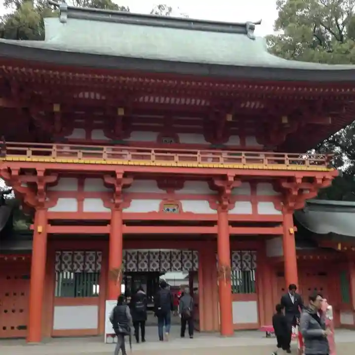 武蔵一宮氷川神社の山門・神門