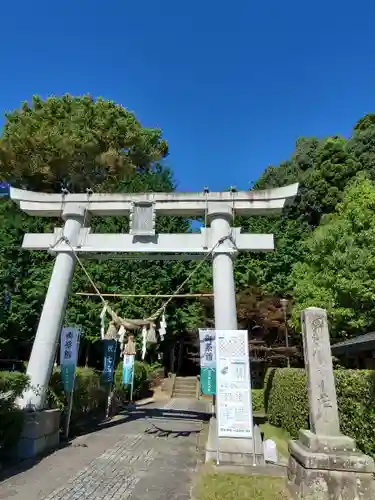 滑川神社 - 仕事と子どもの守り神の鳥居