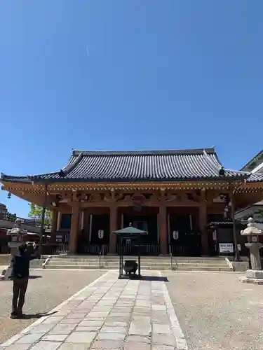壬生寺の本殿・本堂