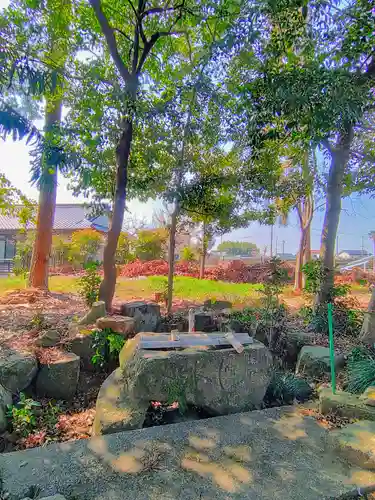 神明社（宮浦）の手水舎