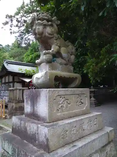 御上神社の狛犬