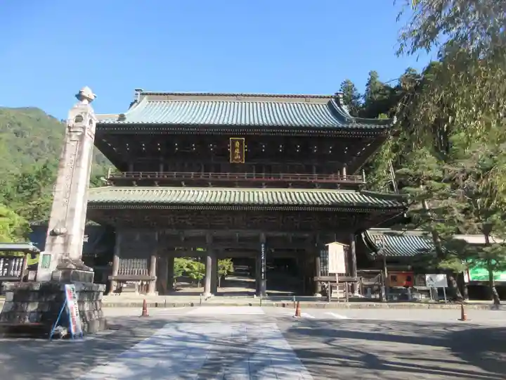 久遠寺(山梨県)