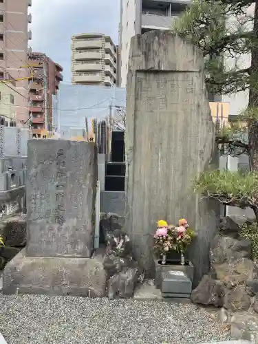 東覺寺の{uncategorized: "未分類", other: "その他", undefined: "問題あり", building: "その他建物", grave: "お墓", sacred_gate: "鳥居", guardian: "狛犬", statue: "像", buddha: "仏像", history: "歴史", nature: "自然", garden: "庭園", animal: "動物", pagoda: "塔", temizu: "手水舎", mountain_gate: "山門・神門", sanctuary: "本殿・本堂", subordinate: "末社・摂社", art: "芸術", scenery: "景色", jizo: "地蔵", ema: "絵馬", goshuin: "御朱印", omikuji: "おみくじ", items: "授与品その他", amulet: "お守り", goshuincho: "御朱印帳", eats: "食事", festival: "お祭り", votive_dance: "神楽", shichigosan: "七五三参", wedding: "結婚式", experience: "体験その他", initially: "初詣", around: "周辺", anti_infection: "感染症対策"}