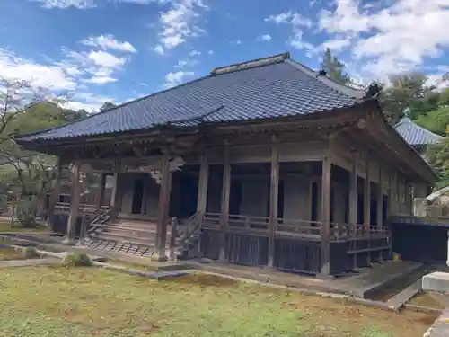 瀧谷寺の本殿・本堂