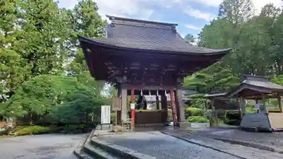 北口本宮冨士浅間神社の手水舎