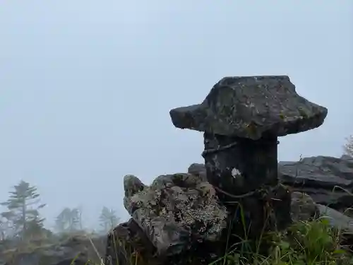 山家神社奥宮の末社