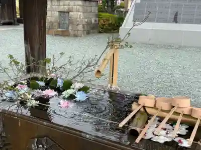 成田山川越別院の{uncategorized: "未分類", other: "その他", undefined: "問題あり", building: "その他建物", grave: "お墓", sacred_gate: "鳥居", guardian: "狛犬", statue: "像", buddha: "仏像", history: "歴史", nature: "自然", garden: "庭園", animal: "動物", pagoda: "塔", temizu: "手水舎", mountain_gate: "山門・神門", sanctuary: "本殿・本堂", subordinate: "末社・摂社", art: "芸術", scenery: "景色", jizo: "地蔵", ema: "絵馬", goshuin: "御朱印", omikuji: "おみくじ", items: "授与品その他", amulet: "お守り", goshuincho: "御朱印帳", eats: "食事", festival: "お祭り", votive_dance: "神楽", shichigosan: "七五三参", wedding: "結婚式", experience: "体験その他", initially: "初詣", around: "周辺", anti_infection: "感染症対策"}