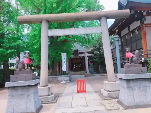 飛木稲荷神社の鳥居