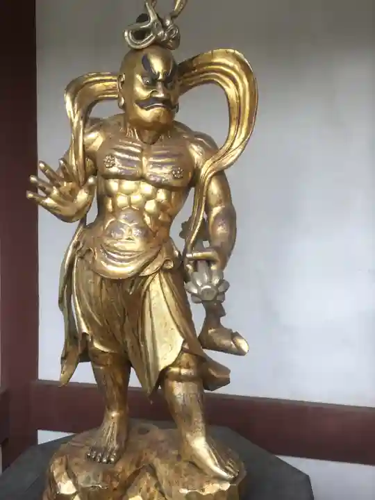 大本山成田山仙台分院の仏像