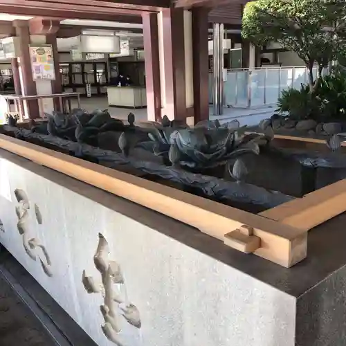 川崎大師（平間寺）の手水舎