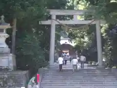 彌彦神社の鳥居