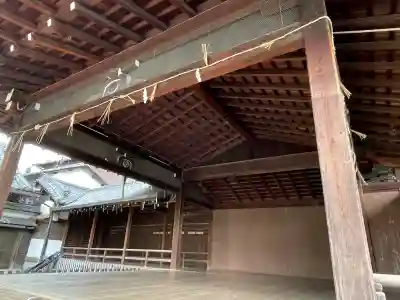 八坂神社(祇園さん)の{uncategorized: "未分類", other: "その他", undefined: "問題あり", building: "その他建物", grave: "お墓", sacred_gate: "鳥居", guardian: "狛犬", statue: "像", buddha: "仏像", history: "歴史", nature: "自然", garden: "庭園", animal: "動物", pagoda: "塔", temizu: "手水舎", mountain_gate: "山門・神門", sanctuary: "本殿・本堂", subordinate: "末社・摂社", art: "芸術", scenery: "景色", jizo: "地蔵", ema: "絵馬", goshuin: "御朱印", omikuji: "おみくじ", items: "授与品その他", amulet: "お守り", goshuincho: "御朱印帳", eats: "食事", festival: "お祭り", votive_dance: "神楽", shichigosan: "七五三参", wedding: "結婚式", experience: "体験その他", initially: "初詣", around: "周辺", anti_infection: "感染症対策"}