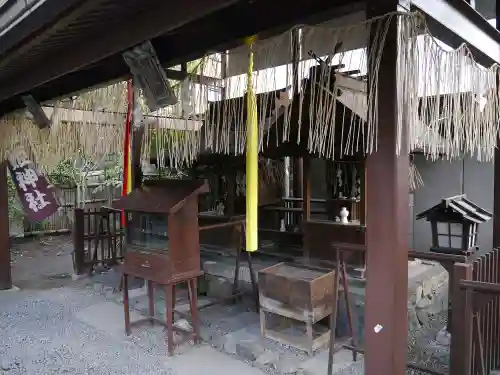 橋姫神社の本殿・本堂