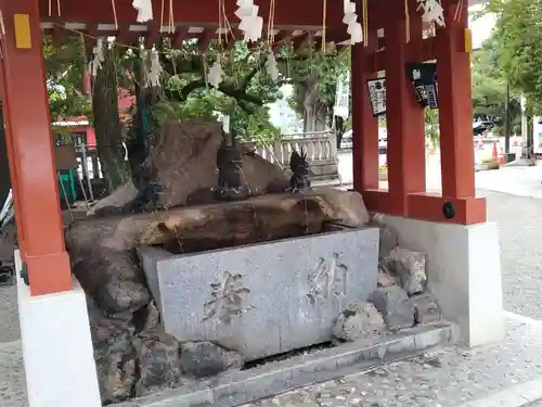 浅草神社の手水舎