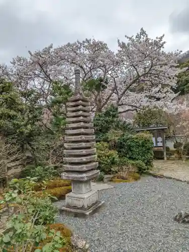 勝持寺（花の寺）の塔