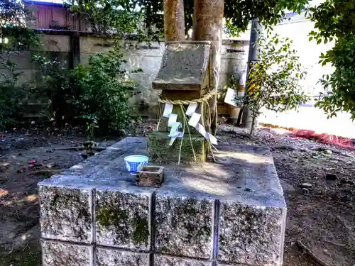 進雄神社の末社・摂社