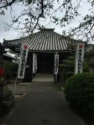 観音寺の本殿・本堂