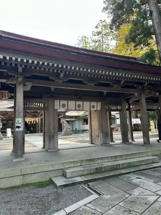白山比咩神社(石川県)