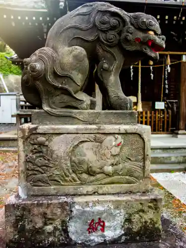 末吉神社の狛犬