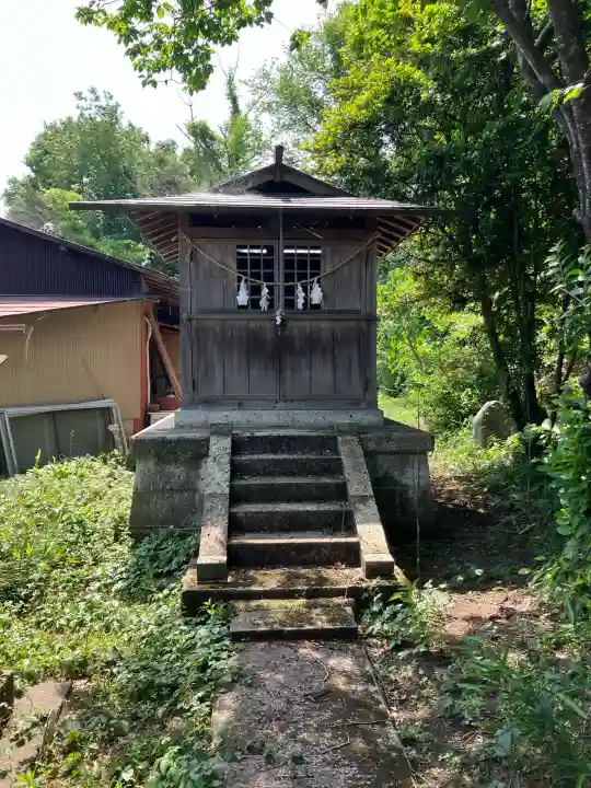 奈佐原神社の{uncategorized: "未分類", other: "その他", undefined: "問題あり", building: "その他建物", grave: "お墓", sacred_gate: "鳥居", guardian: "狛犬", statue: "像", buddha: "仏像", history: "歴史", nature: "自然", garden: "庭園", animal: "動物", pagoda: "塔", temizu: "手水舎", mountain_gate: "山門・神門", sanctuary: "本殿・本堂", subordinate: "末社・摂社", art: "芸術", scenery: "景色", jizo: "地蔵", ema: "絵馬", goshuin: "御朱印", omikuji: "おみくじ", items: "授与品その他", amulet: "お守り", goshuincho: "御朱印帳", eats: "食事", festival: "お祭り", votive_dance: "神楽", shichigosan: "七五三参", wedding: "結婚式", experience: "体験その他", initially: "初詣", around: "周辺", anti_infection: "感染症対策"}