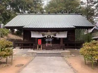 酒折宮の本殿・本堂