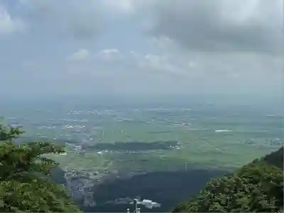 彌彦神社奥宮（御神廟）(新潟県)