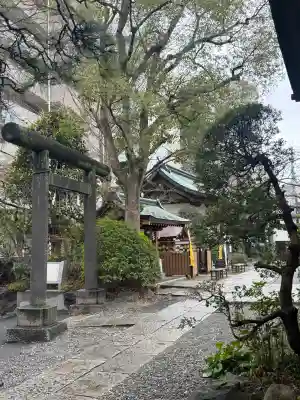 東大島神社の{uncategorized: "未分類", other: "その他", undefined: "問題あり", building: "その他建物", grave: "お墓", sacred_gate: "鳥居", guardian: "狛犬", statue: "像", buddha: "仏像", history: "歴史", nature: "自然", garden: "庭園", animal: "動物", pagoda: "塔", temizu: "手水舎", mountain_gate: "山門・神門", sanctuary: "本殿・本堂", subordinate: "末社・摂社", art: "芸術", scenery: "景色", jizo: "地蔵", ema: "絵馬", goshuin: "御朱印", omikuji: "おみくじ", items: "授与品その他", amulet: "お守り", goshuincho: "御朱印帳", eats: "食事", festival: "お祭り", votive_dance: "神楽", shichigosan: "七五三参", wedding: "結婚式", experience: "体験その他", initially: "初詣", around: "周辺", anti_infection: "感染症対策"}